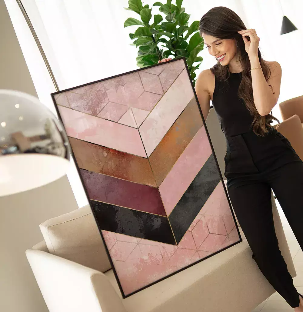 Quadro Decorativo Chevron Rosé com Textura e Linhas Douradas
